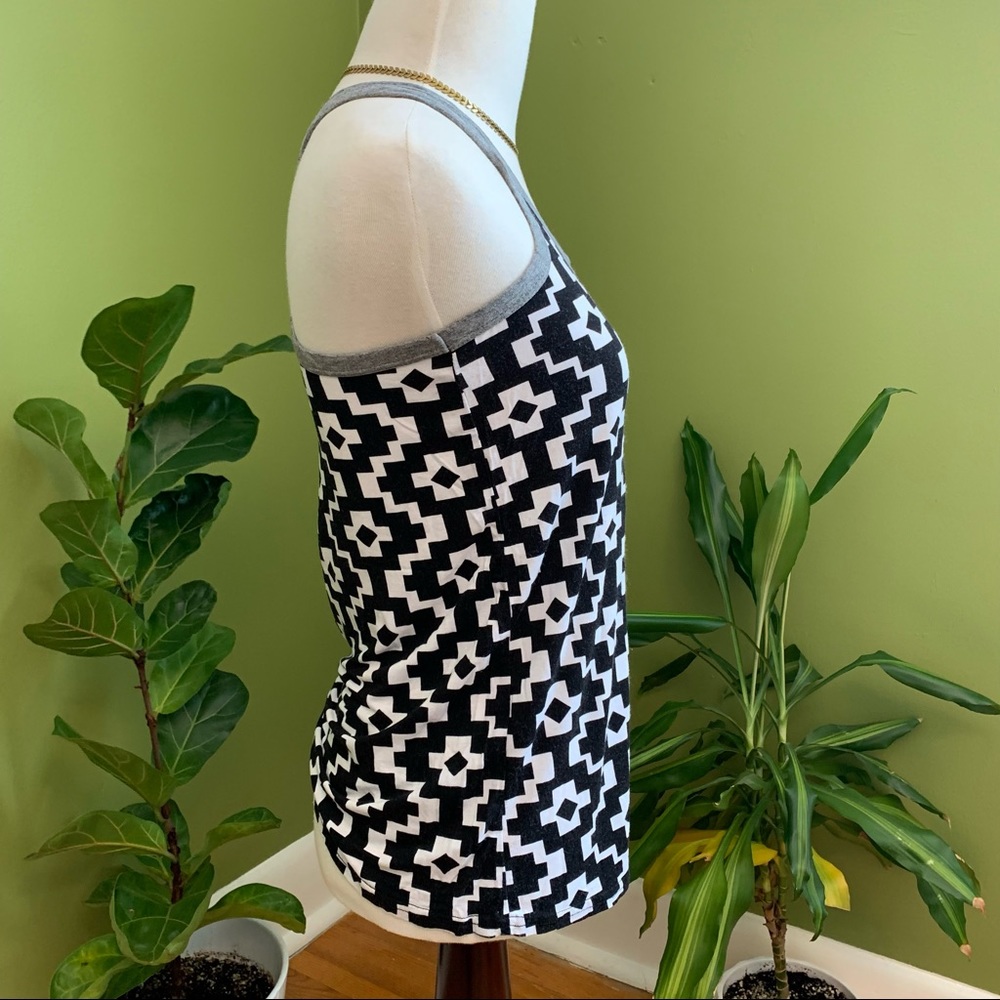 Macbeth Collection Tank xs - Picture 4 of 10